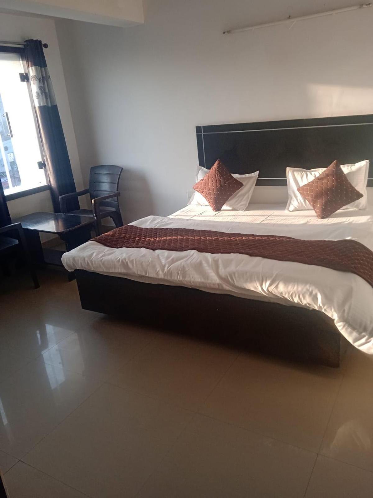 Hotel Sunny International Jammu Exterior foto
