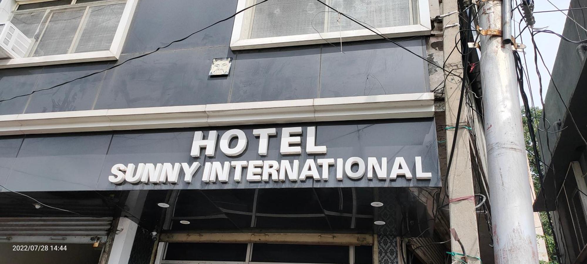 Hotel Sunny International Jammu Exterior foto